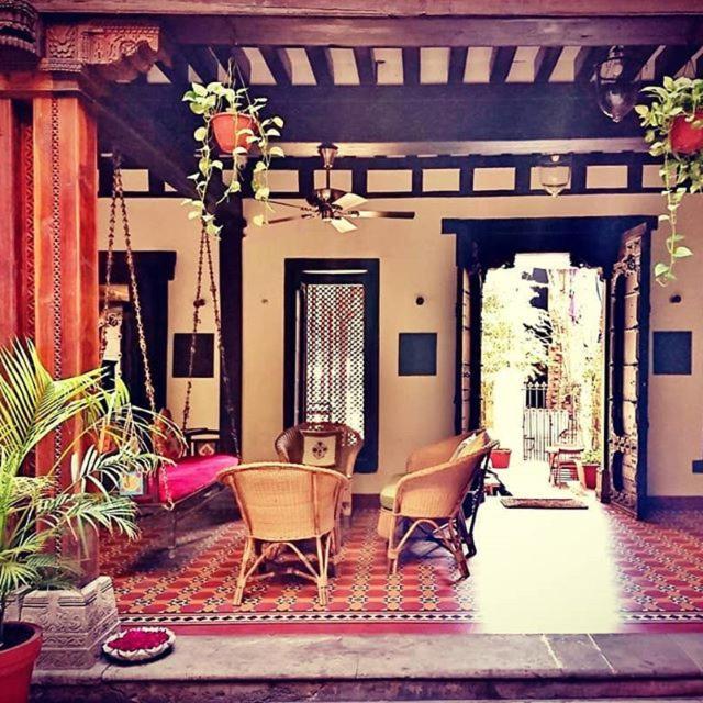 Bed and Breakfast Deewanji Ni Haveli Ахмедабад Экстерьер фото