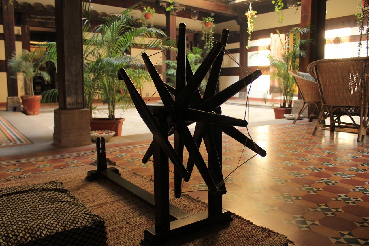 Bed and Breakfast Deewanji Ni Haveli Ахмедабад Экстерьер фото