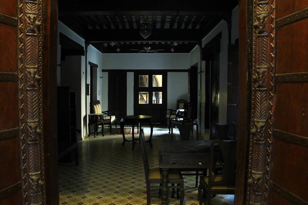Bed and Breakfast Deewanji Ni Haveli Ахмедабад Экстерьер фото
